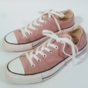 converse dusty pink